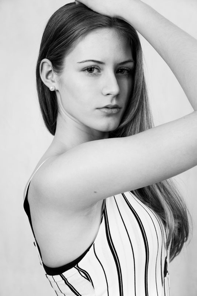 Simone F.